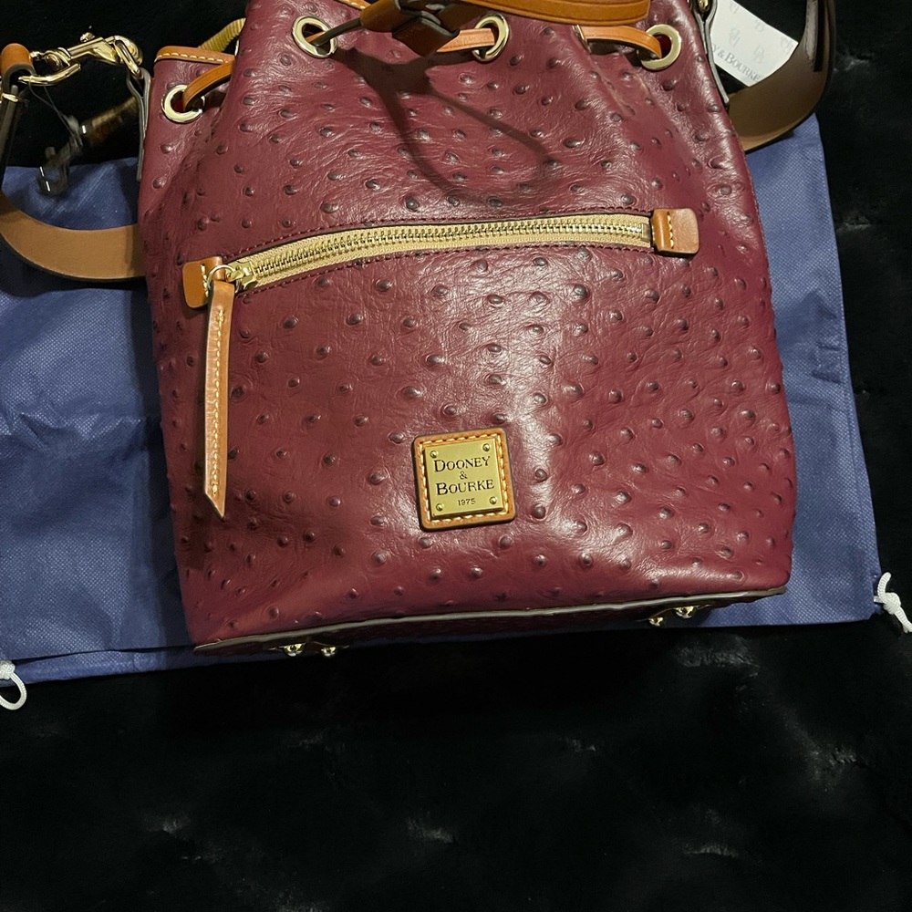 D&B Ostrich Drawstring